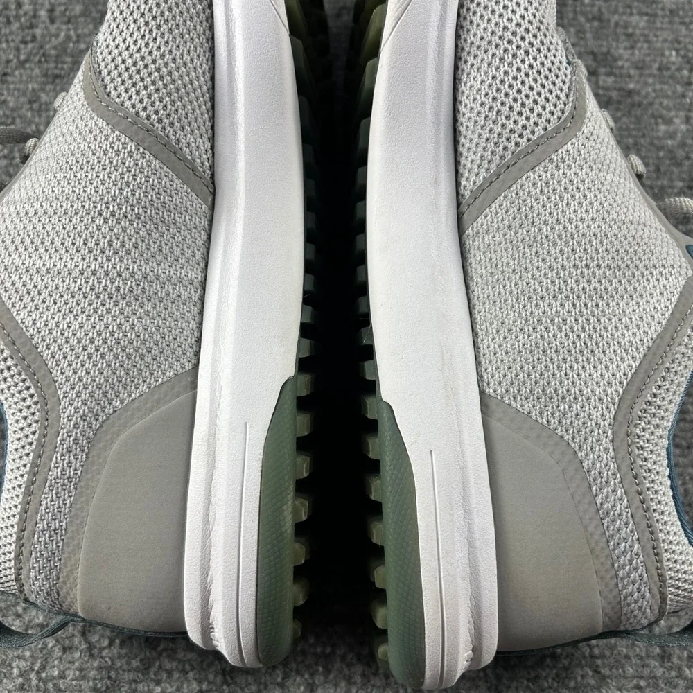 TravisMathew The Moneymaker‎ Golf Shoes Mens 10.5 Grey Blue Spikeless 1MAA224
